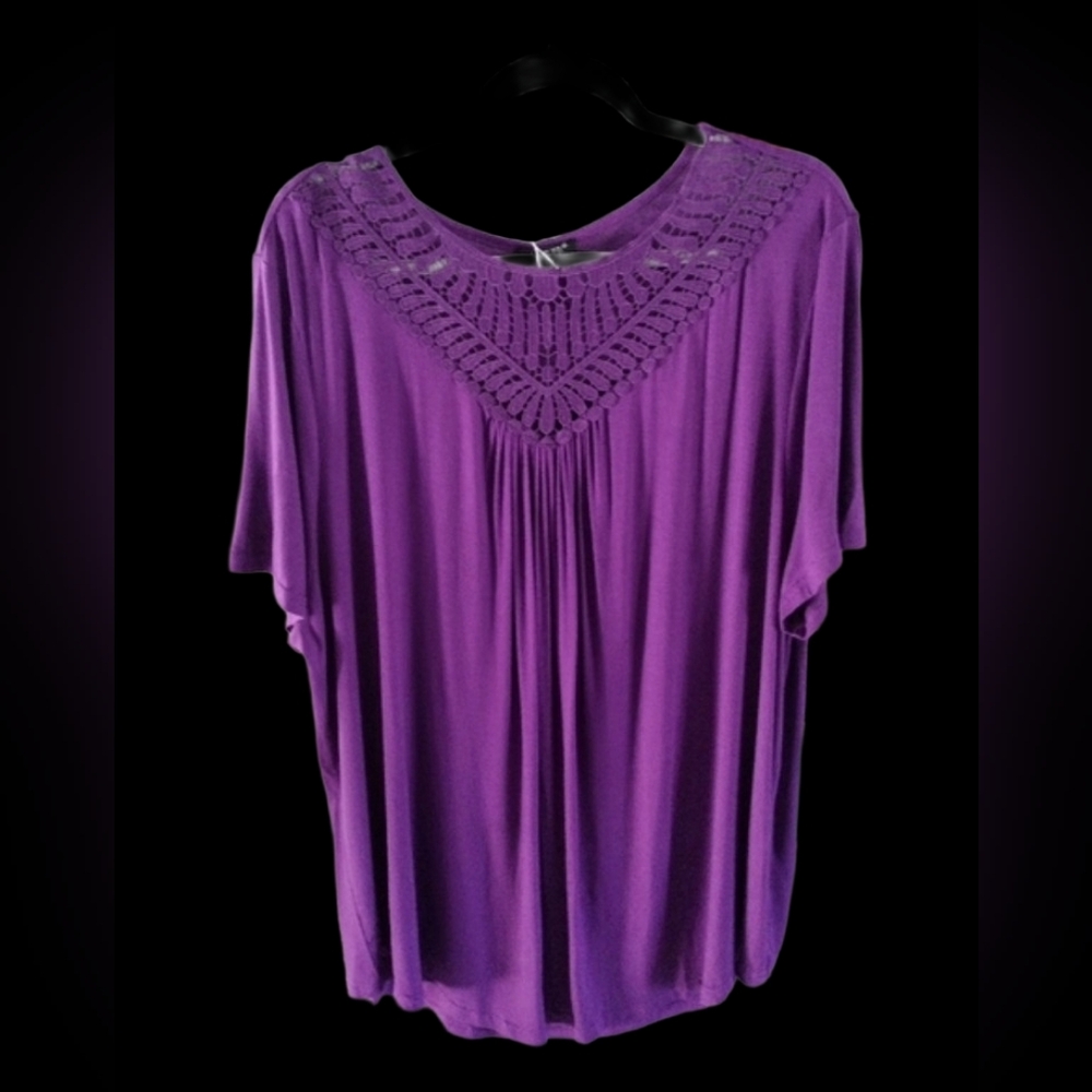 Purple 💜 4X cutout lace trimmed collar Loose fit Blouse
